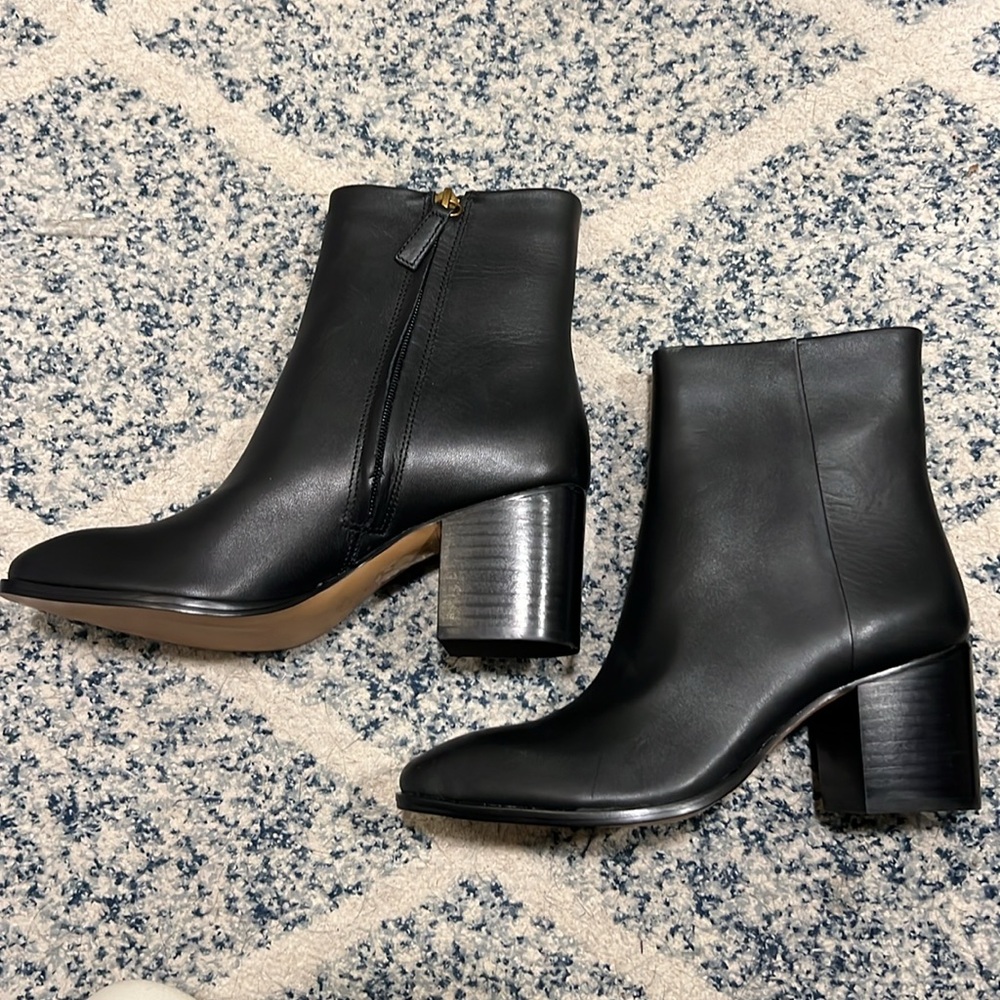 J Crew Refined Leather Short Shaft Boot - black, size 7 - Picture 3 of 5